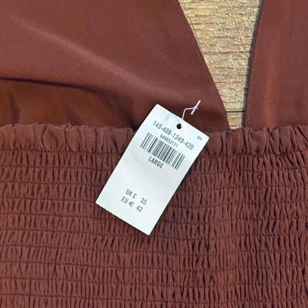 Abercrombie Brown Smocked Halter Top NWT - Picture 3 of 4